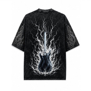 T-shirt noir vintage personnalisé pour homme, imprimé guitare électrique, motif éclair et flamme, strass sur les manches, coupe oversize - Product Image 3