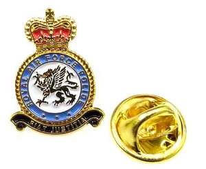 Insignias Metálicas de Diseño Personalizado al por Mayor, Insignia Metálica Ceremonial Chapada en Oro - Product Image 1