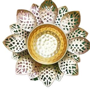 Cuenco Decorativo de Metal de Alta Calidad con Acabado Dorado, Uso Religioso, Hecho a Mano, Forma de Flor, Ecológico, Impermeable, Decoración para el Hogar, Venta al por Mayor - Product Image 1