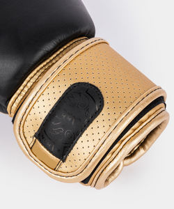 ถุงมือ MMA หนังแท้คุณภาพพรีเมียม 100% ทนทาน สำหรับการต่อสู้ MMA พร้อมโลโก้สั่งทำพิเศษสำหรับผู้ชาย - Product Image 2