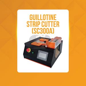 Machine de découpe industrielle à guillotine pour bandes de test rapide, destinée à la production de bandes de réactifs de diagnostic à flux latéral - Product Image 1
