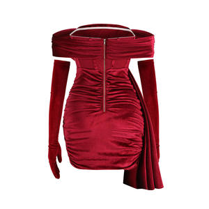 Vestido Mini de Terciopelo Elegante y a la Moda, con Hombros Descubiertos y Corte Ajustado, para Mujer, Ideal para Fiestas y Clubes - Product Image 2