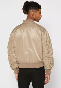 Chaqueta de Piloto Americana Retro Personalizada con Cuello Alto para la Moda Urbana de Primavera, Altamente Versátil y en Color Sólido - Product Image 2