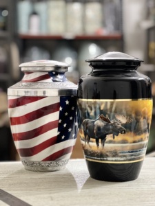 Urne funéraire artisanale en aluminium ZN Cremations, drapeau américain moderne et traditionnel, 10 pouces, durable, pour cendres d'adultes, personnalisable - Product Image 6