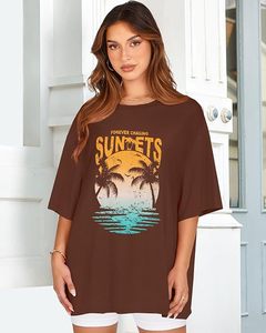 เสื้อยืดแขนสั้นคอกลมสีน้ำตาลสำหรับผู้หญิง พิมพ์ลายต้นปาล์มยามพระอาทิตย์ตก ทรงหลวม สวมใส่สบาย เหมาะสำหรับฤดูร้อน ผลิตจากผ้าฝ้ายเจอร์ซีย์ 100% - Product Image 2