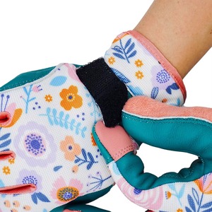 Gants de travail en cuir de mouton robustes à motif floral imprimé, avec grip flexible, pour le jardinage, vente en gros au Pakistan - Product Image 3