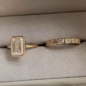 Unisex Emerald Oval Cut Diamond Engagement <b>Ring</b> Prong Setting 3.30 Carat Lab-Grown 14K Gold Plated Eternity IGI Certified - Product Image 1
