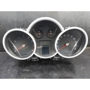 Tableau de bord d'occasion OEM 94563129 pour Cruze 2009-2014 - Product Image 1