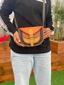 ออกแบบใหม่ผู้หญิงของแท้หนังหลายสีกระเป๋าถือร้อนขายกระเป๋าเงินรีไซเคิลผู้หญิงสไตล์ที่ไม่ซ้ํากันหลายใช้กระเป๋าสะพาย - Product Image 3