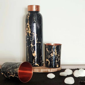 Botella de Cobre Pulido Negro Brillante con Logotipo Personalizado, Bebedero de Plástico Saludable de la Mejor Calidad - Product Image 5