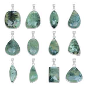 Pendentif en pierre précieuse naturelle Prehnite, bijoux en laiton faits à la main, forme multiple, crochet plaqué or, collier élégant en pierre verte pour femmes - Product Image 1