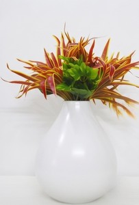 Premium Hot White Powder Coated Low Price <b>Unique</b> Flower <b>Vase</b> Vintage Classic Design Home Interior and Exterior Decorative <b>Vases</b> - Product Image 2