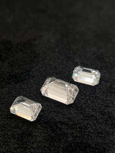 เพชรเพาะเลี้ยงสีมรกต 1.5 กะรัต D VVS2 รับรองโดย IGI แบบ CVD 3EX คุณภาพการเจียระไนเยี่ยม ผู้จัดจำหน่ายขายส่งสำหรับผู้ซื้อเพชรระดับนานาชาติ - Product Image 6