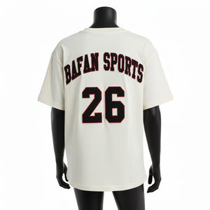 T-shirt ample pour femme en jersey de coton épais GSM, couleur crème, coupe oversize style streetwear, avec impression sérigraphiée et patch tissé - Product Image 2