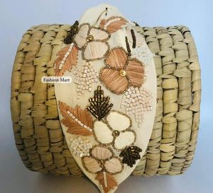 Serre-têtes faits main en gros pour femmes, ornés de sequins et de perles, accessoires de cheveux de créateur, fournisseur - Product Image 3