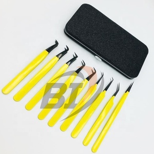 Pinzas de pestañas de acero inoxidable con revestimiento amarillo neón puntiagudas profesionales Pinzas de extensión de pestañas sostenibles Etiqueta privada negra - Product Image 5