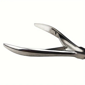 Coupe-ongles professionnels en acier inoxydable 3-en-1 écologiques, kit de manucure et pédicure avec boîte personnalisée – Regal Impex - Product Image 4