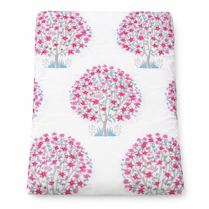Magnifique tissu en popeline de coton peigné, imprimé floral blanc, biologique, écologique, absorbant l'humidité, respirant et léger - Product Image 1