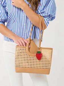 Colgante o llavero de flor de lirio tigre rosa con cuentas, bordado con cuentas de semillas, para bolso o cartera, para ella - Product Image 2