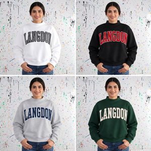 Sudadera Blanca Personalizada Estilo Universitario para Mujer, Marca Langdon, Cuello Alto, Estilo Varsity, Ropa de Campus, Club Estudiantil - Product Image 5