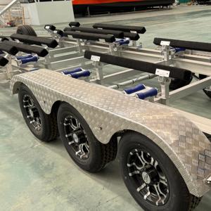 Cette <span class=keywords><strong>remorque</strong></span> de <span class=keywords><strong>bateau</strong></span> d'alliage d'aluminium de 8.5-9m est idéale pour transporter le grand équipement. Fabriqué tout en aluminium - Product Image 4
