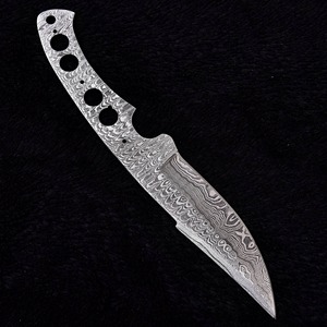 Lame de couteau de chasse en acier Damas de haute qualité, forgée à la main, style médiéval, fabrication artisanale de blacksmith, DIY, pour extérieur, pointe clip, 0,35 mm - Product Image 5