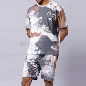 Conjunto de pantalones cortos tie dye para hombre, resistentes y ecológicos, hechos con materiales de alta calidad. - Product Image 3