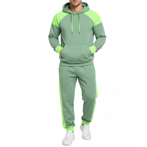ชุดวอร์มพรีเมียมสำหรับผู้ชาย สีเขียวเซจและสีเขียวมะนาว แขนเสื้อแบบแร็กแลน พร้อมฮู้ดและขอบแขนเสื้อแบบตัดกัน และกางเกงเข้าชุด ชุดกีฬา - Product Image 2