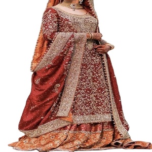 Robe de mariée Salwar Kameez pas chère, en tissu de soirée, blanc, or, rustique, modeste, simple, en soie, style indien/pakistanais - Product Image 1