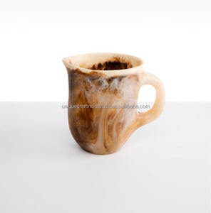 เหยือกน้ำ/กาต้มน้ำเรซินขนาดใหญ่สไตล์นอร์ดิกกำหนดโลโก้ได้เองสำหรับเครื่องดื่มชากาแฟส่งตรงจากอินเดีย - Product Image 2