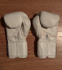 Guantes de Boxeo Fly Superloop Pro X 2, Guantes de Boxeo de Piel de Vacuno Auténtica con Cierre de Gancho y Bucle para Entrenamiento y Sparring con Logotipo Personalizado - Product Image 2