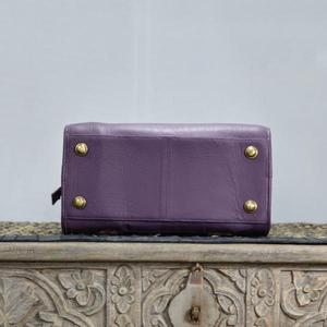 Bolsa de lona morada a cuadros con panel de piel sintética y borlas, cierre de cremallera, bolso de lujo - Product Image 4