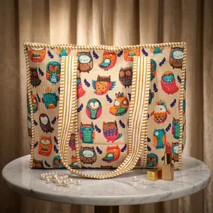 Bolso Tote Multicolor de Algodón Acolchado Estampado a Mano de Jaipur, Bolsos de Hombro Hechos a Mano - Product Image 2