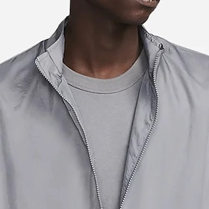 Ensemble coupe-vent 2 pièces personnalisé pour homme : veste courte et pantalon cargo zippé en nylon et polyester – Survêtement streetwear - Product Image 3