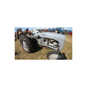Tractores Massey Ferguson de Alta Calidad 385 291 M704 4WD, Tractor de Marcha con Caja de Cambios, Motor Diésel de 4 Cilindros de 20-90HP, 3 Puntos - Product Image 5