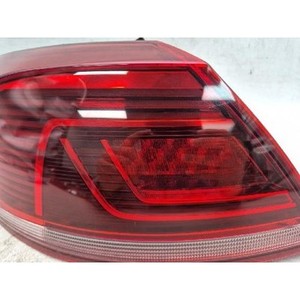Feu arrière extérieur gauche d'occasion OEM CC 357/358 2012-2016 3C8945207T - Product Image 2