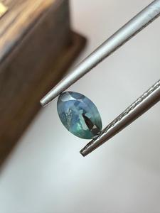 Pierre précieuse naturelle Alexandrite, taille ovale, bleu-vert changeant de couleur, rare, pierre brute pour collectionneur, bijou - Product Image 4