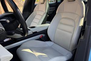 Porsche Taycan 4S 2020 - Product Image 5