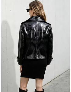 Chaqueta de Cuero PU Negra con Cuello Camisero, Cierre de Cinturón, Estilo <span class=keywords><strong>Moto</strong></span>, Corta, Unisex, Ropa de Abrigo de Otoño, Chaqueta Hecha a Medida - Product Image 2
