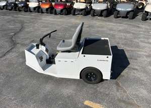 Tractor de Remolque Eléctrico Cushman, Carro de Remolque Industrial para Almacenes, Vehículo de Remolque para Manejo de Materiales - Product Image 3