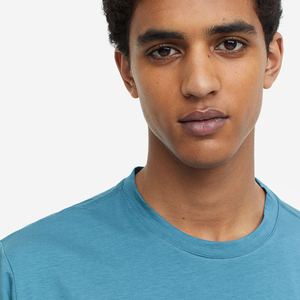 T-shirts formels pour hommes personnalisés, coupe classique, à capuche, manches longues, gaufrés, écologiques, avec poche - Product Image 3