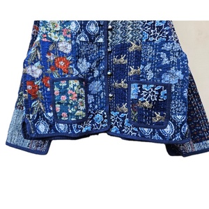 Fait à la main automne femmes matelassé Kantha Gudri veste Artisan-Crafted Indigo Patchwork confortable confort respirant lin écologique - Product Image 5