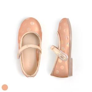 Chaussures de danse coréennes haut de gamme OZKIZ D19 pour filles de 2 à 6 ans – Collection Printemps/Automne – Vente en gros – Tendance - Product Image 1