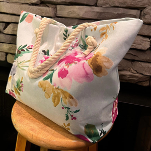 กระเป๋าถือลายดอกไม้สีน้ำสำหรับผู้หญิง แบบดรอปชิป พิมพ์ตามสั่ง กระเป๋าหิ้วเชือกป่านสุดหรูหราสง่างาม กระเป๋าสะพายชายหาด - Product Image 3