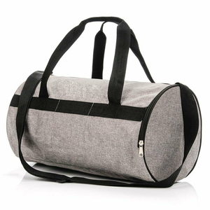 Sac de Voyage Sportif de Luxe Léger et Personnalisable pour Homme – Le Meilleur des Ventes – Sac Polochon en Toile de Haute Qualité avec Bandoulière Réglable - Product Image 1