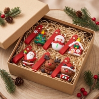 Porte-clés de Noël 3D en PVC en gros, avec logo personnalisé, Père Noël, renne, bonhomme de neige, sapin de Noël, maison, ornement de sac, porte-clés promotionnel de vacances