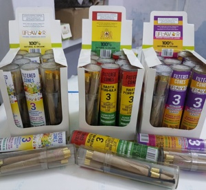 โรลม้วนใบมะเกลือออร์แกนิกหมุนด้วยมือหมุนได้ช้ามากกรวยใบปาล์มไม้และแก้ว - Product Image 1