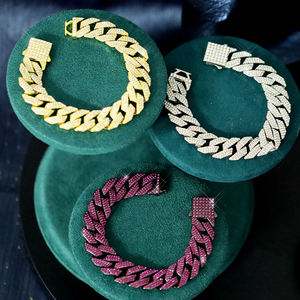 Bracelet de luxe plaqué or avec cristaux, accessoire de mode haut de gamme, cadeau brillant pour hommes et femmes - Product Image 2