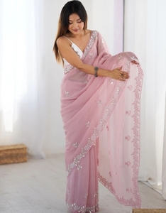 Sari Moderno de Rayón y Chifón con Adornos al Estilo Bollywood para Fiesta - Product Image 6