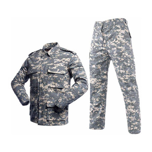 Ensemble veste et pantalon de camouflage professionnel pour la chasse et la randonnée, durable, pour activités de plein air, fabricant premium, commandes en gros - Product Image 1